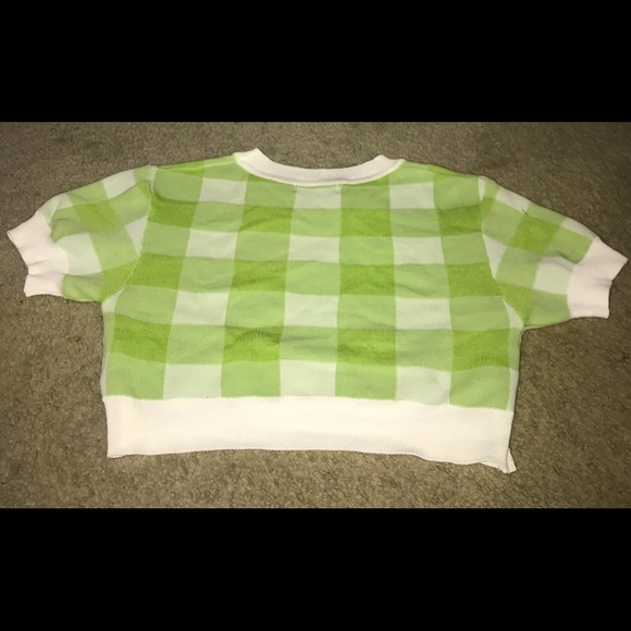 Green and white crop top - Picture 2 of 2